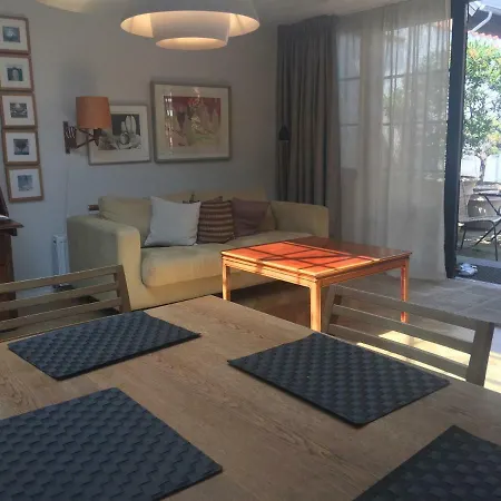 Korfuvej.rent.a.room 3* København